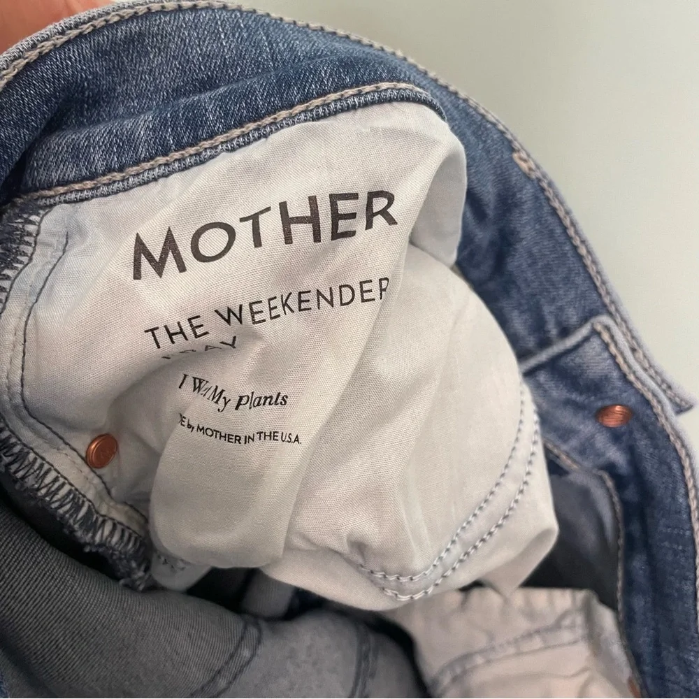 Mother The Weekender Fray Wash I Wet My Plants Blue Size 33 Distressed‎ Hem
